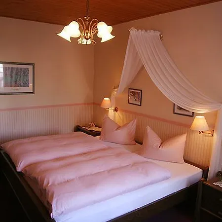 Alte Weinstuben Steinfelder Hof Garni 3*