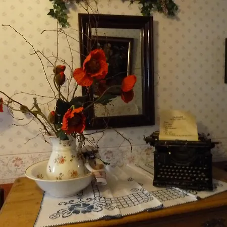 Alte Weinstuben Steinfelder Hof Garni Ellenz-Poltersdorf