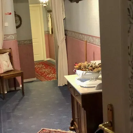 Alojamento de Acomodação e Pequeno-almoço Alte Weinstuben Steinfelder Hof Garni