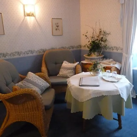 Alte Weinstuben Steinfelder Hof Bed & Breakfast Ellenz-Poltersdorf