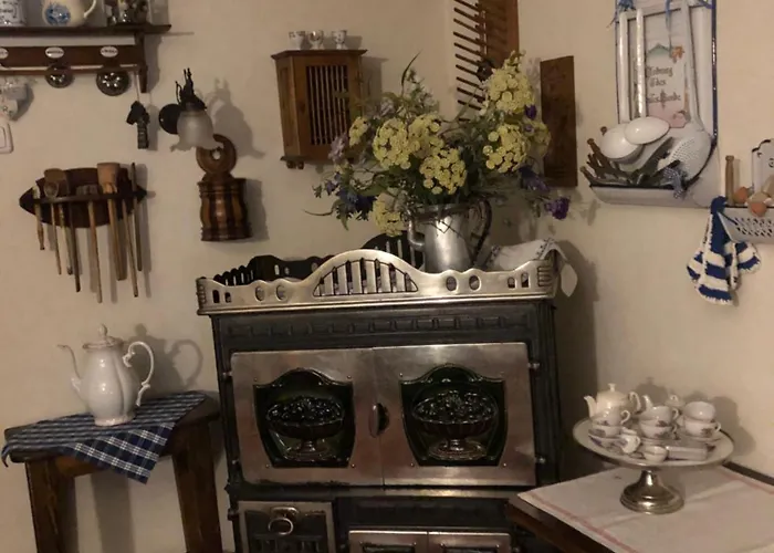 Alte Weinstuben Steinfelder Hof - 3* 엘렌츠폴터스도프