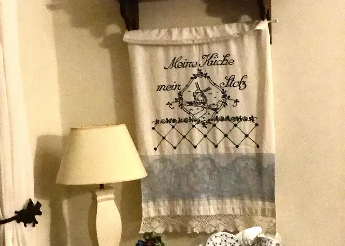 Alte Weinstuben Steinfelder Hof -